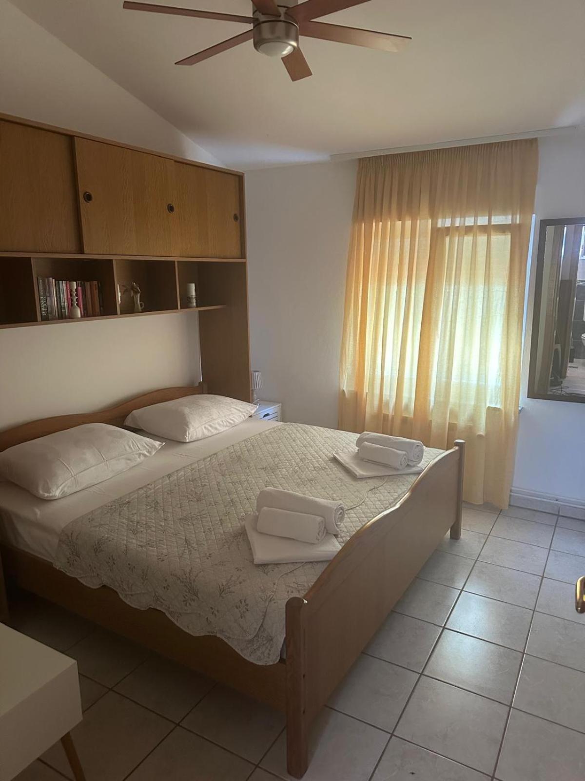 Lorena Apartmán *